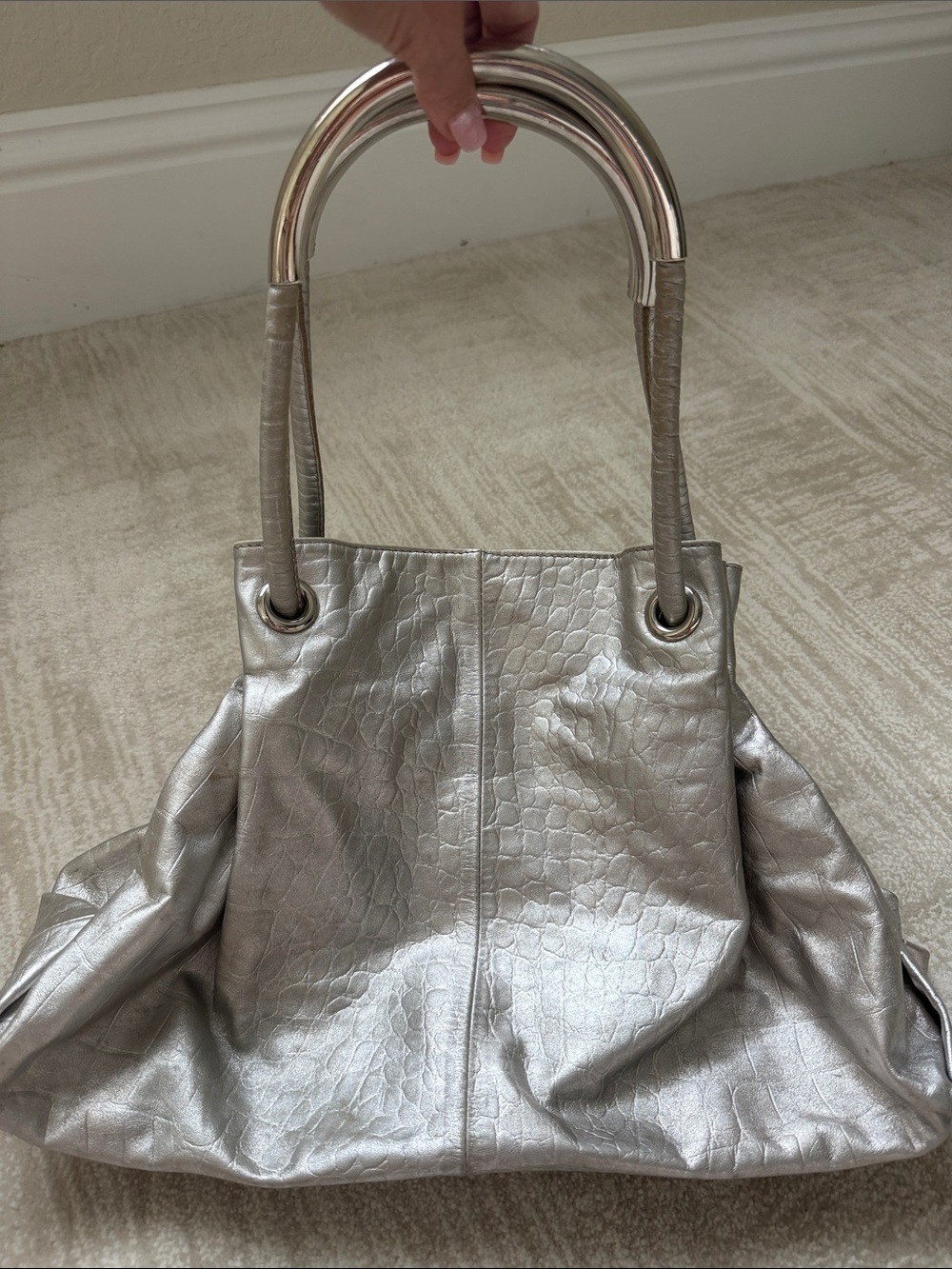 Furla metallic, silver croc embossed leather handbag - Picture 2 of 12